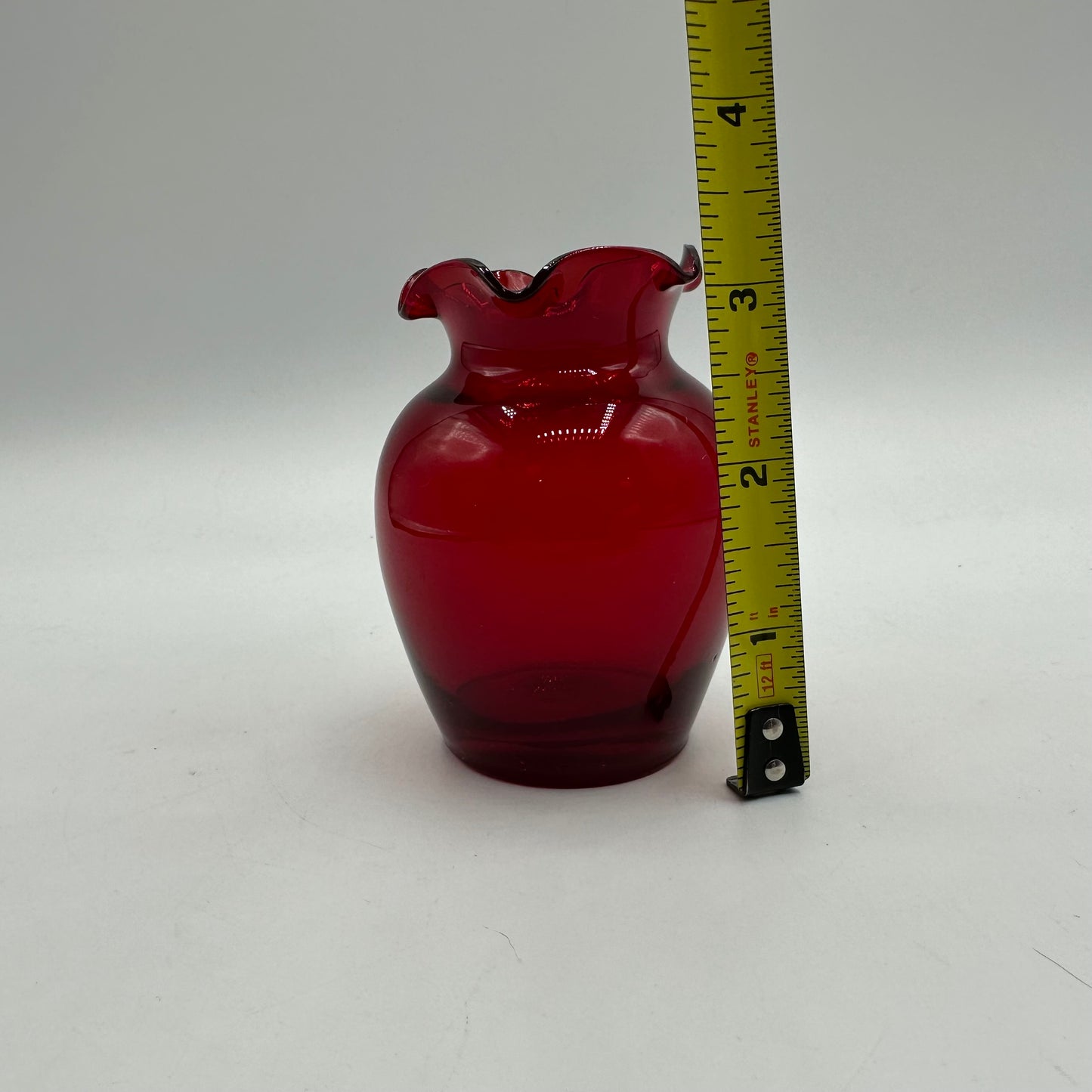 Anchor Hocking Small Bud Vase, Ruby Red, Set of 2