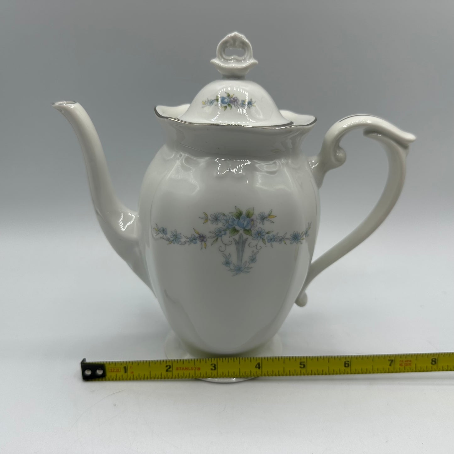 Chodziez Teapot Blue Floral Swag