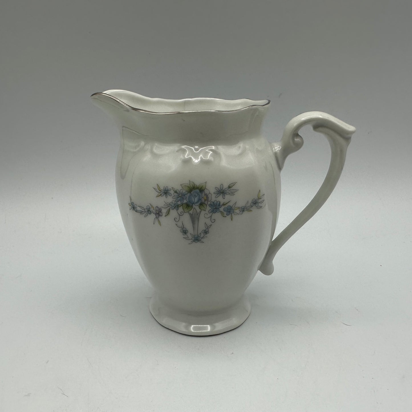 Chodziez Sugar Bowl & Creamer Blue Floral Swag