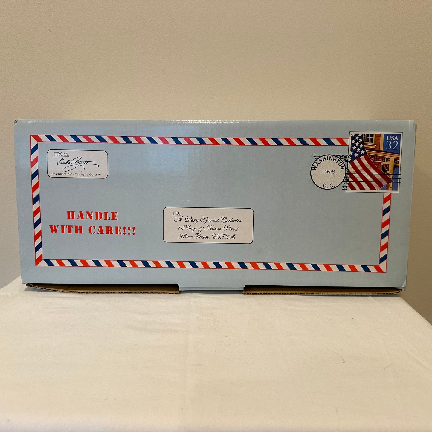 1998 Collectible Concepts Doll Sandy USPS