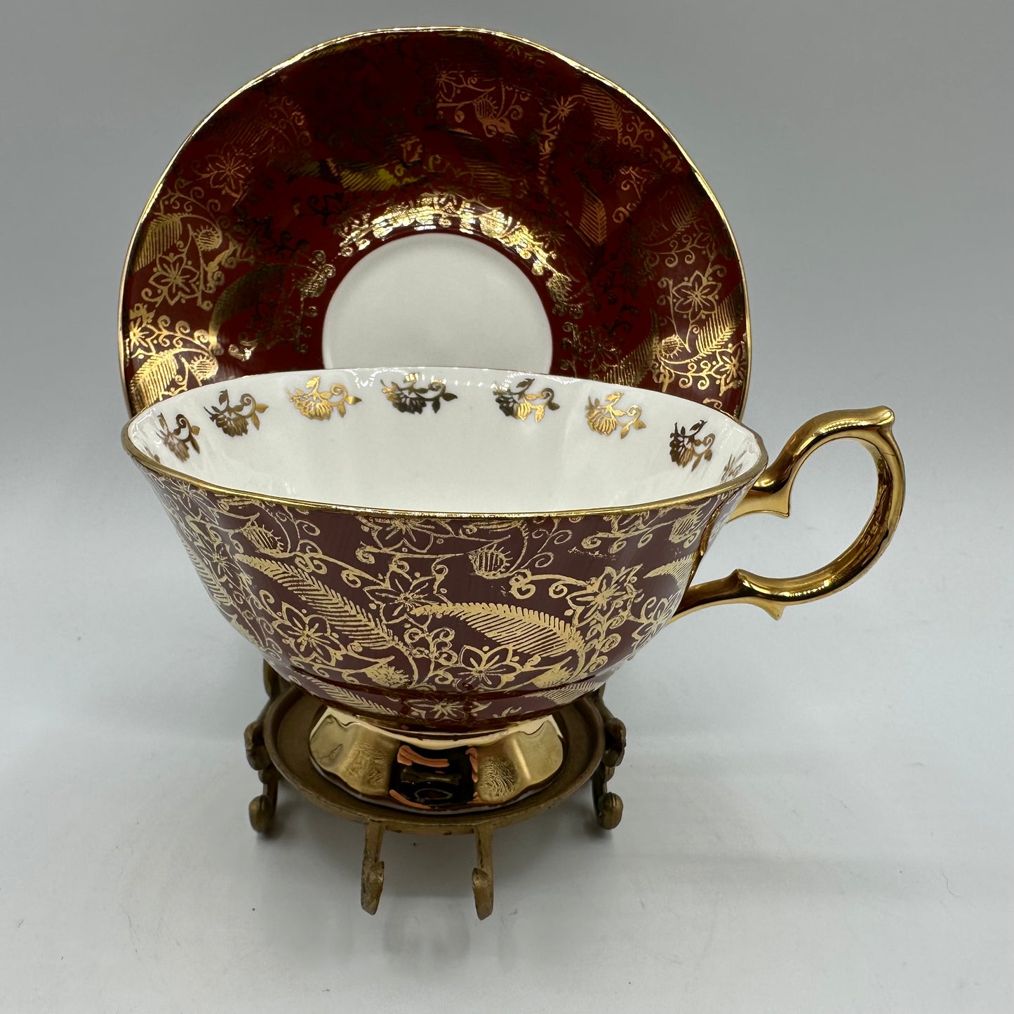 Elizabethan Cup and Saucer Sovereign Pattern-Maroon