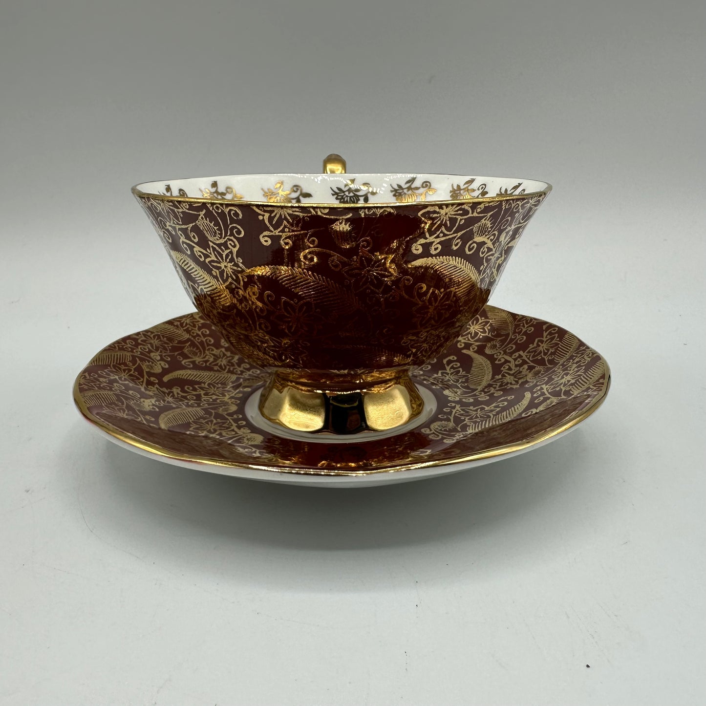 Elizabethan Cup and Saucer Sovereign Pattern-Maroon