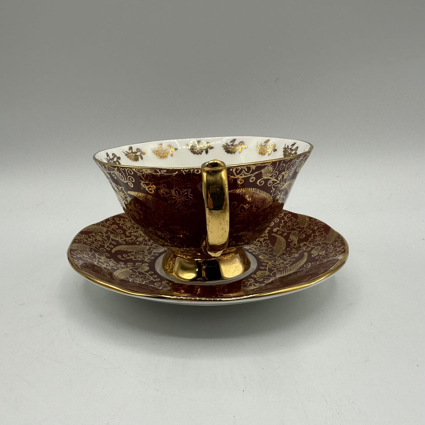 Elizabethan Cup and Saucer Sovereign Pattern-Maroon