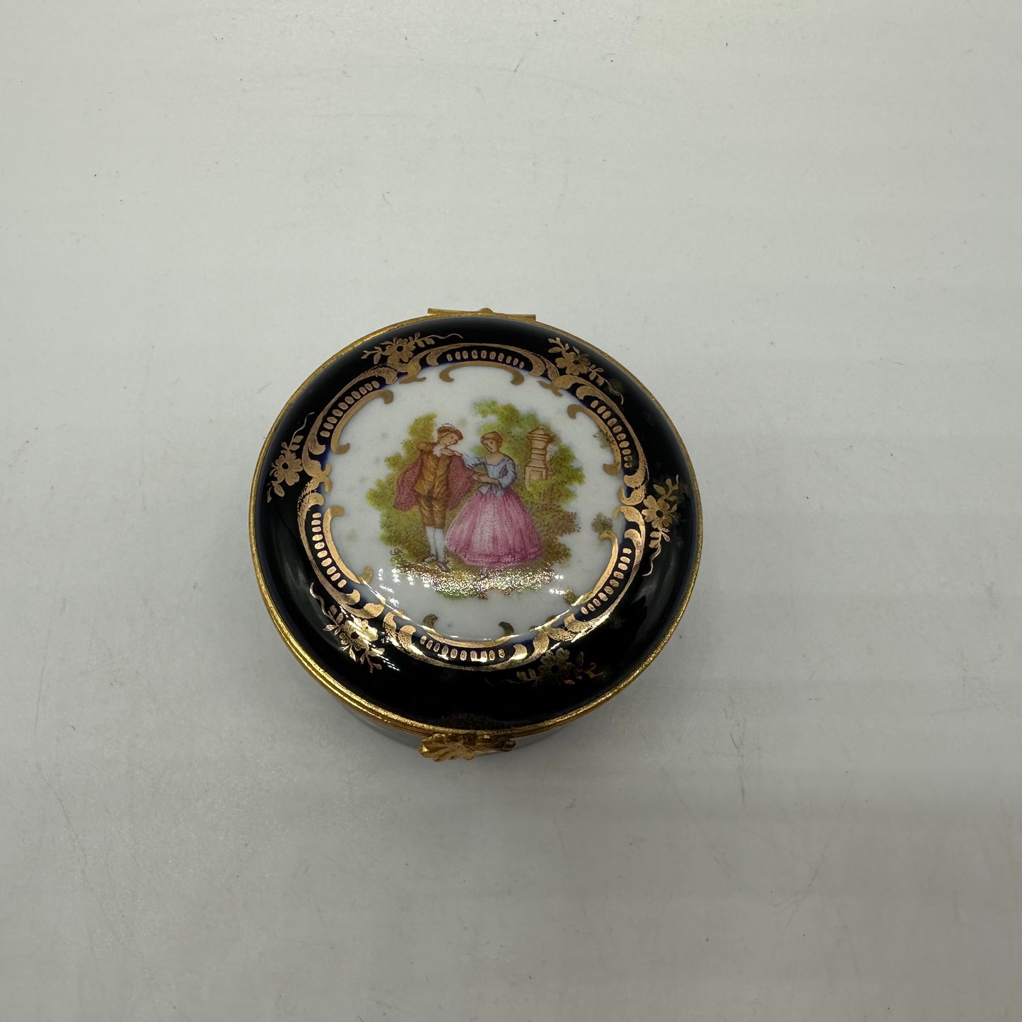 Limoges Castel France 22k Gold Trinket Box, Courting Scene