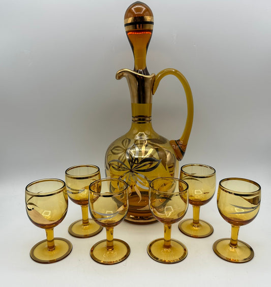 Amber Decanter and 6 Cordial Glasses, Floral Accents