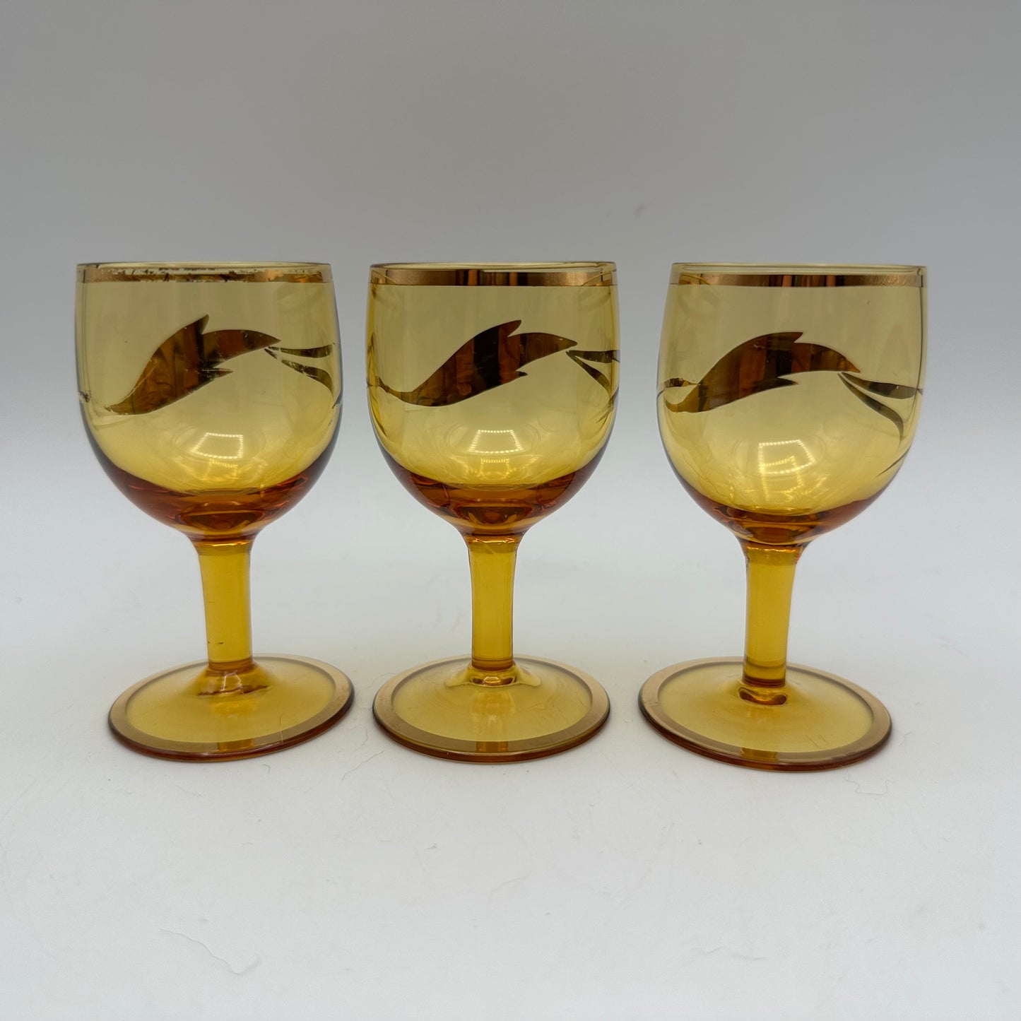 Amber Decanter and 6 Cordial Glasses, Floral Accents