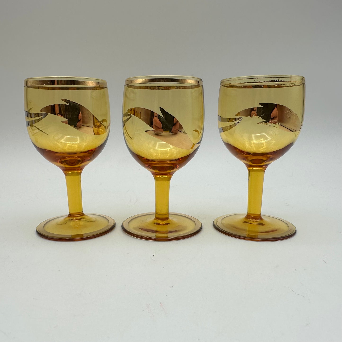 Amber Decanter and 6 Cordial Glasses, Floral Accents