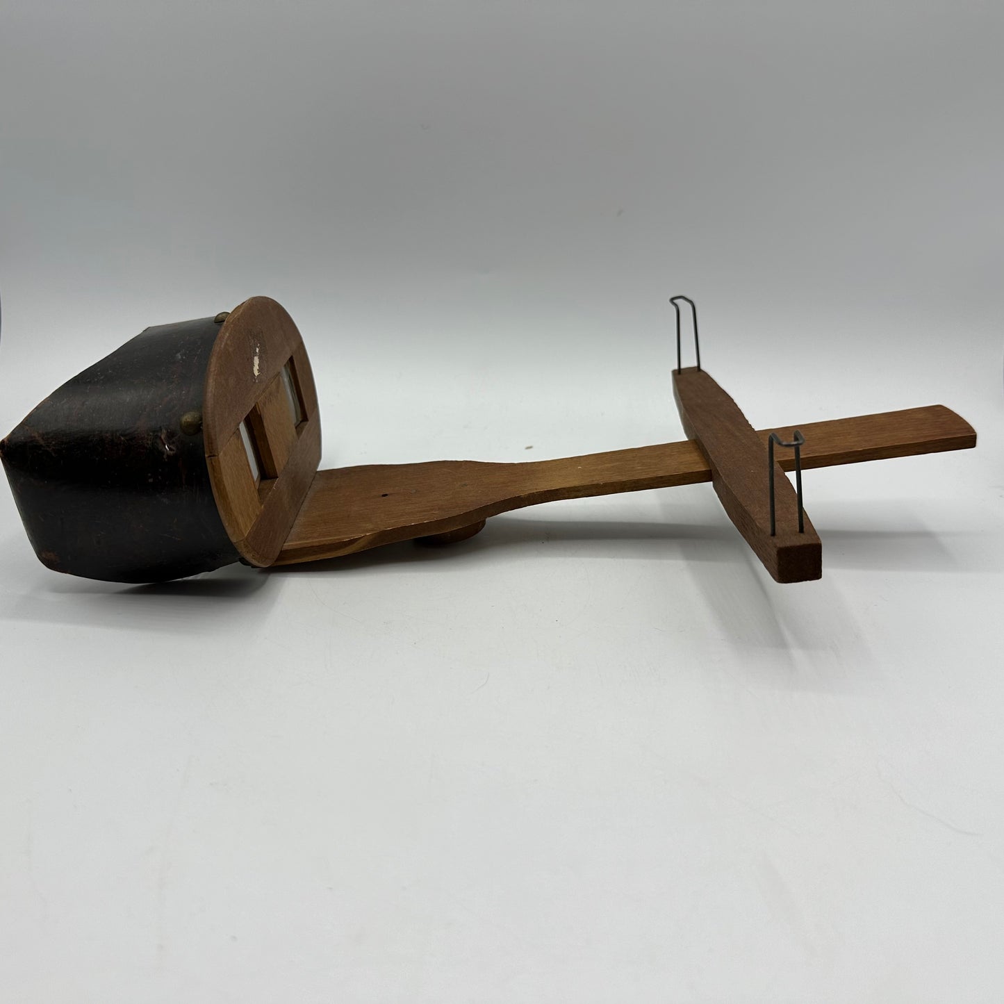 Underwood & Underwood Stereoscope Viewer, Set of 2, with 109 Slides