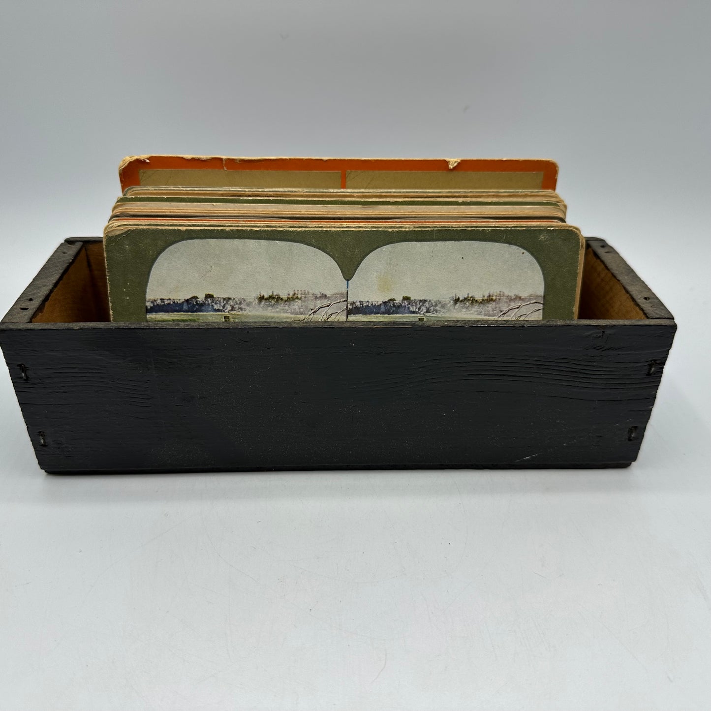 Underwood & Underwood Stereoscope Viewer, Set of 2, with 109 Slides