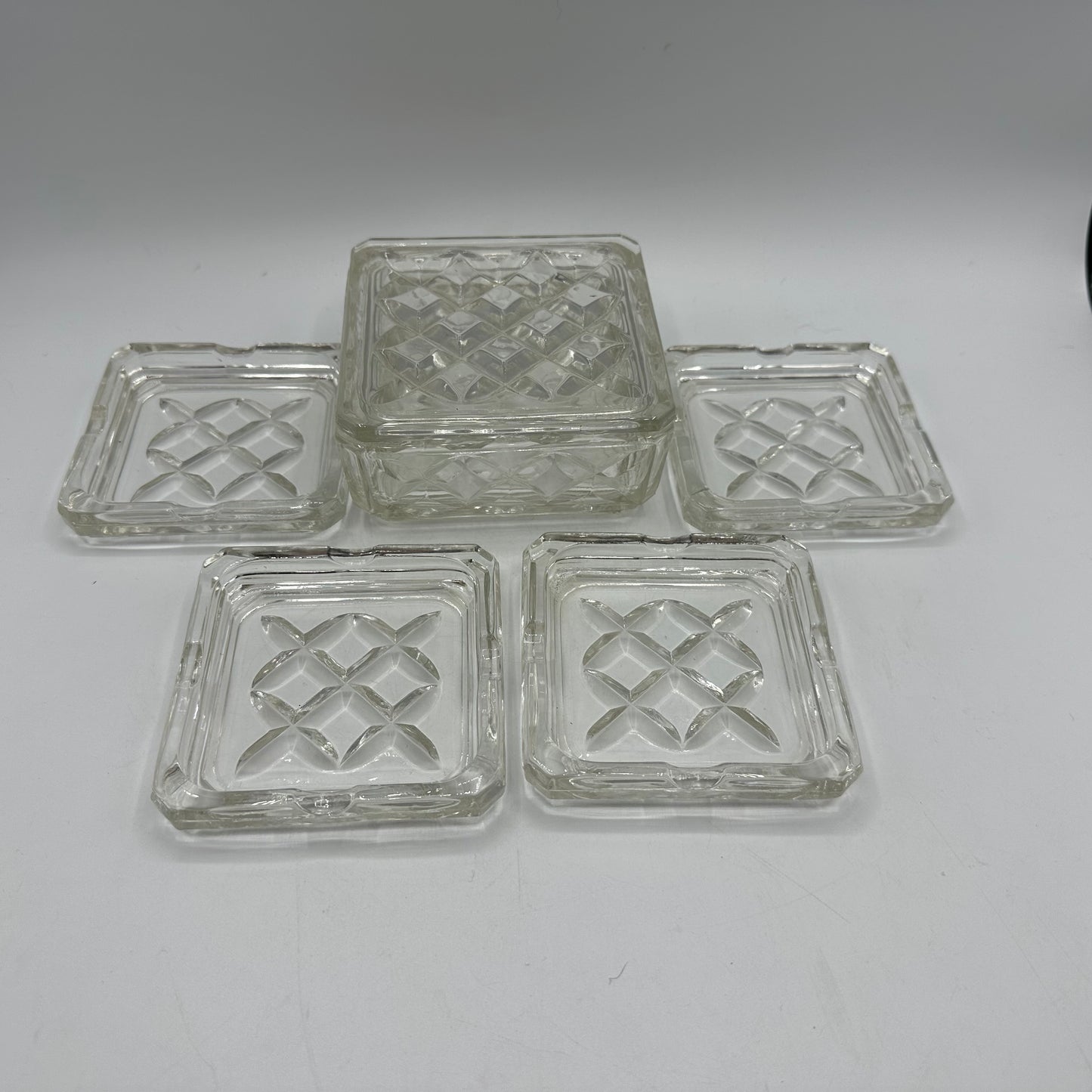 Anchor Hocking 6 Piece Smoking Set