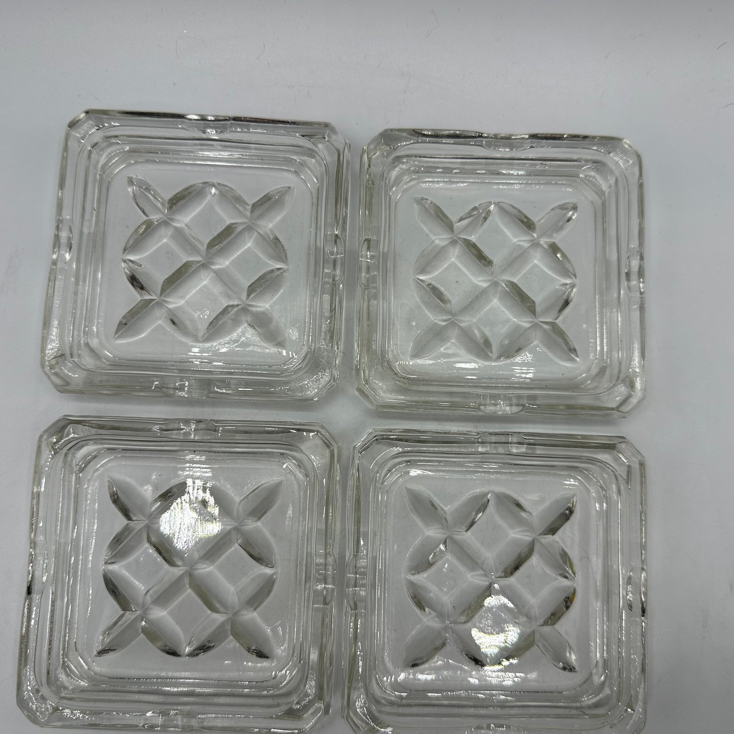Anchor Hocking 6 Piece Smoking Set