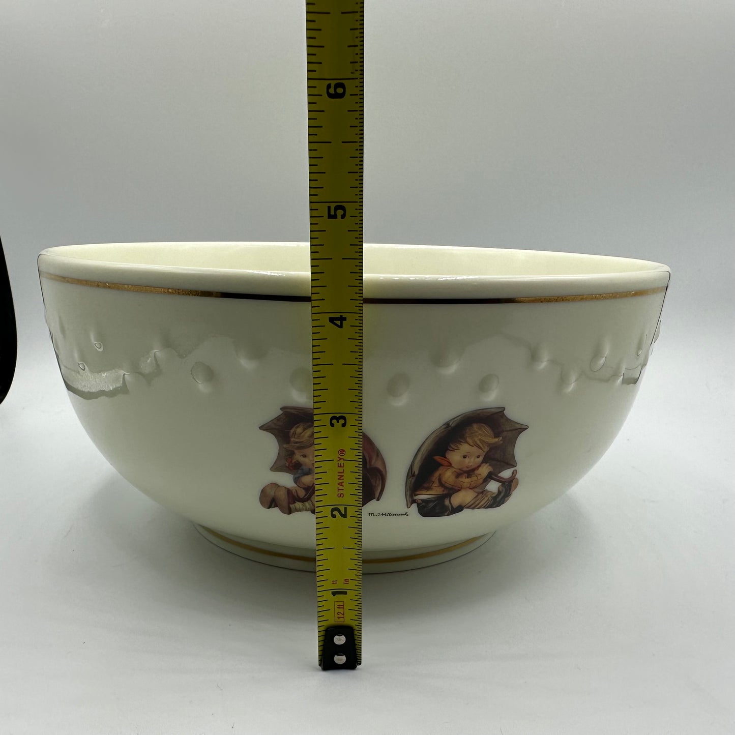 M.J. Hummel Hostess Collection Bowl "Umbrella Girl and Boy"