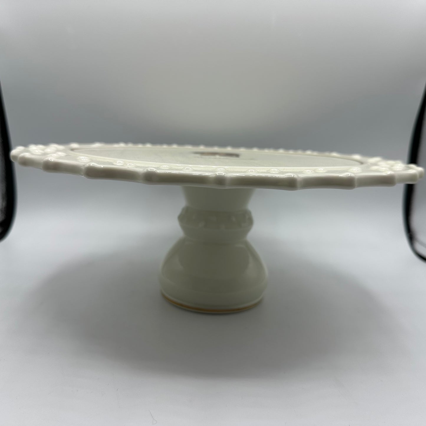 M.J. Hummel Hostess Collection Cake Stand "Stormy Weather"