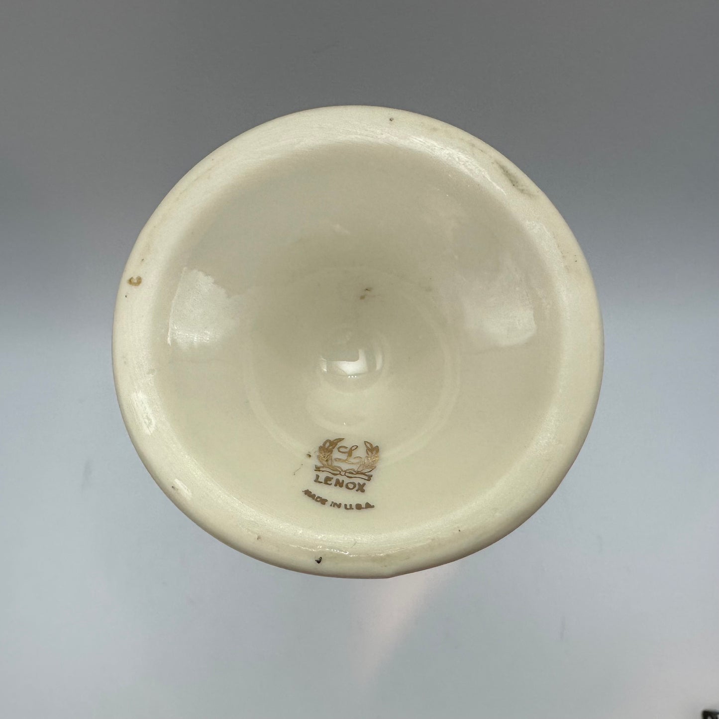 Lenox Florentine Collection Bud Vase, Acanthus Leaf Design, 10 3/4" Tall