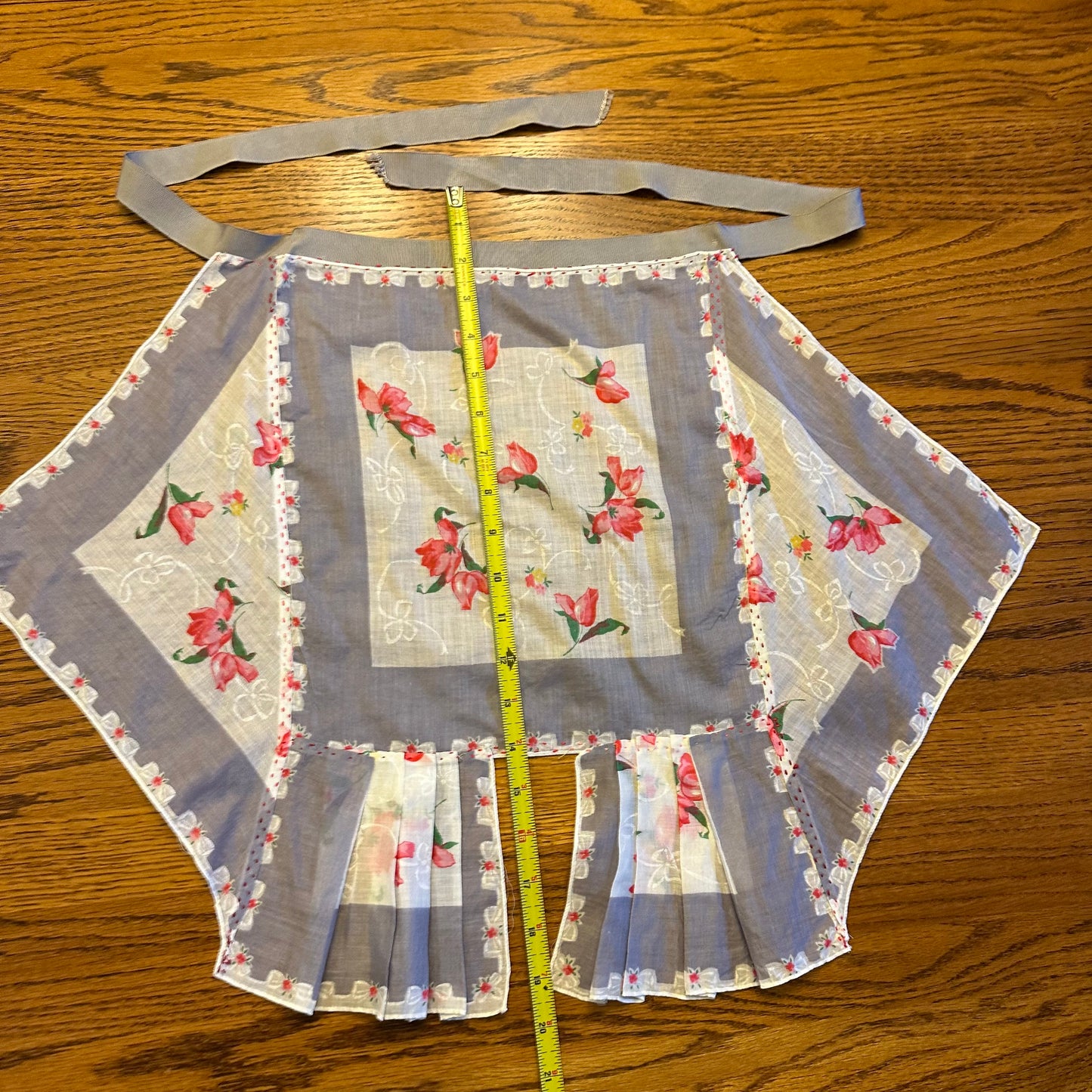 Red Floral Apron With Blue Accents, 50s/60s