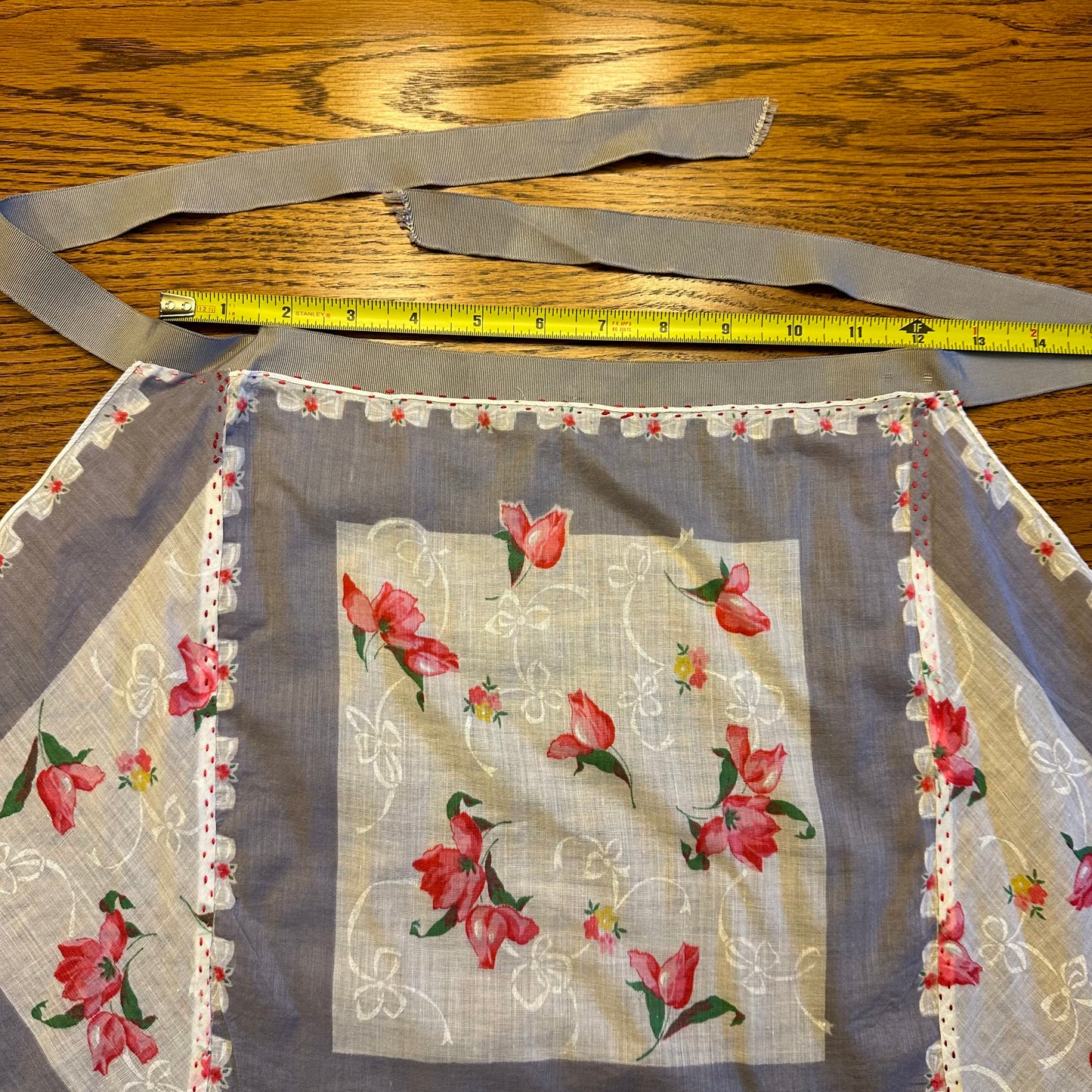 Red Floral Apron With Blue Accents, 50s/60s