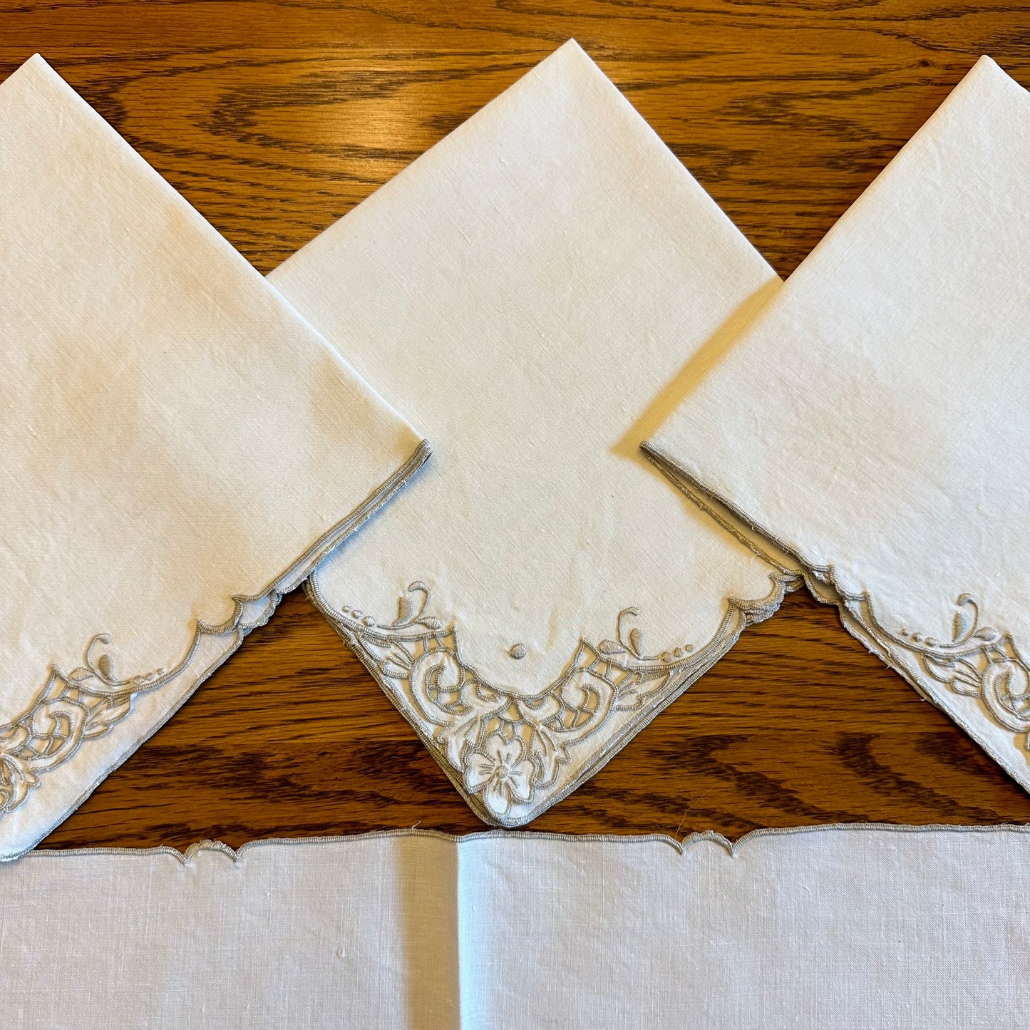 Ivory With Taupe Boarder Linen Napkins, Floral Cutwork Corner Design, Set of 4