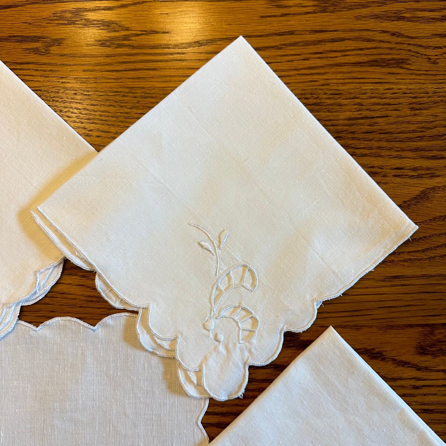 Linen White Napkin, Floral Corner Design, Set of 6