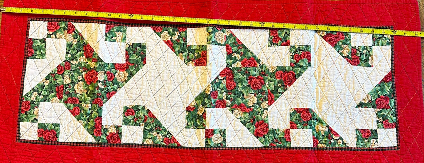 Quilted Red and White Roses Table Runner