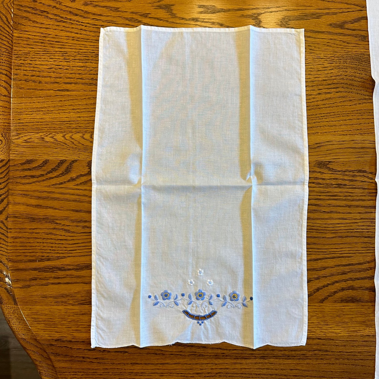Applique and Embroidered Handtowel, Floral Design, Set of 2