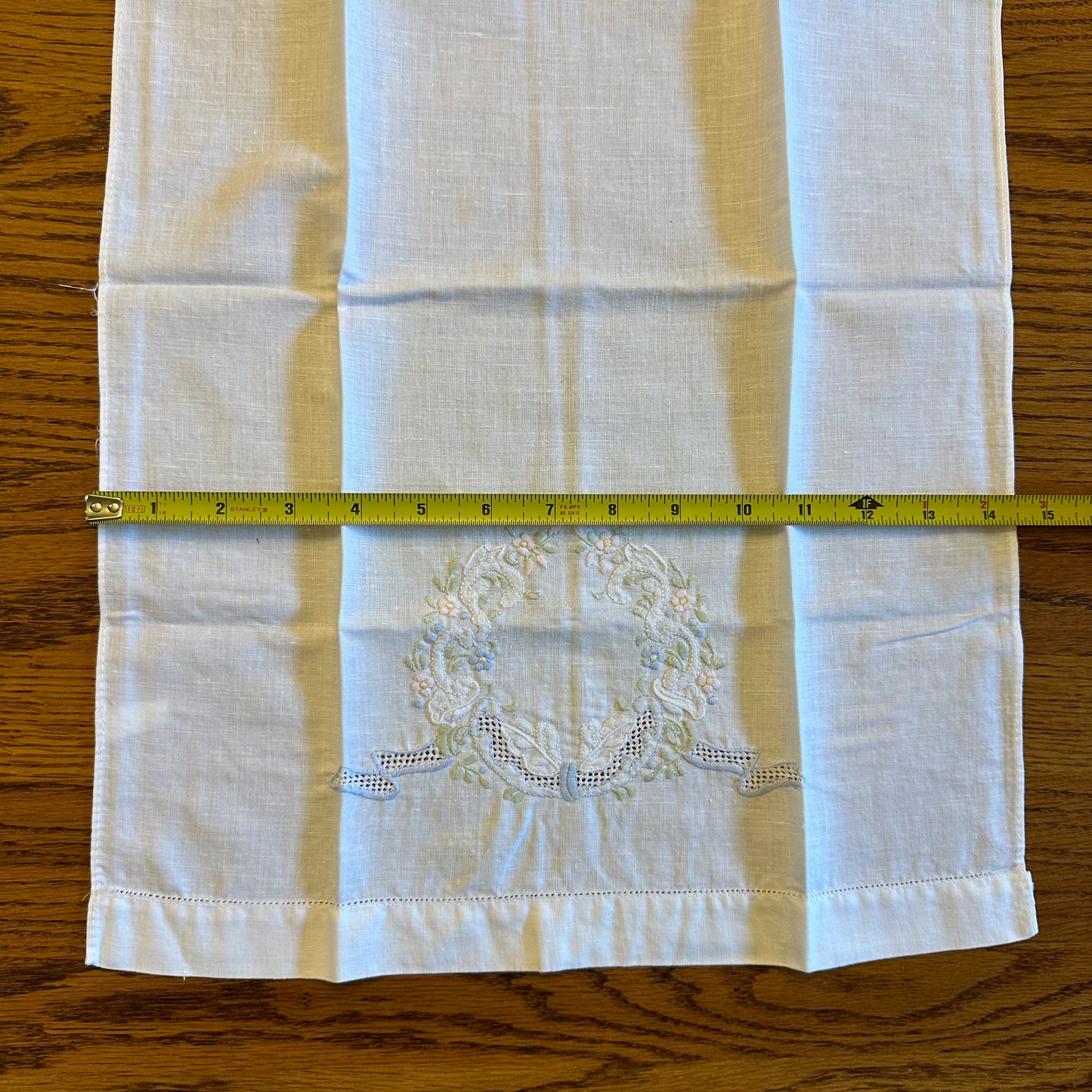 Cotton Embroidered Hand Towel, Floral Design, Set of 2