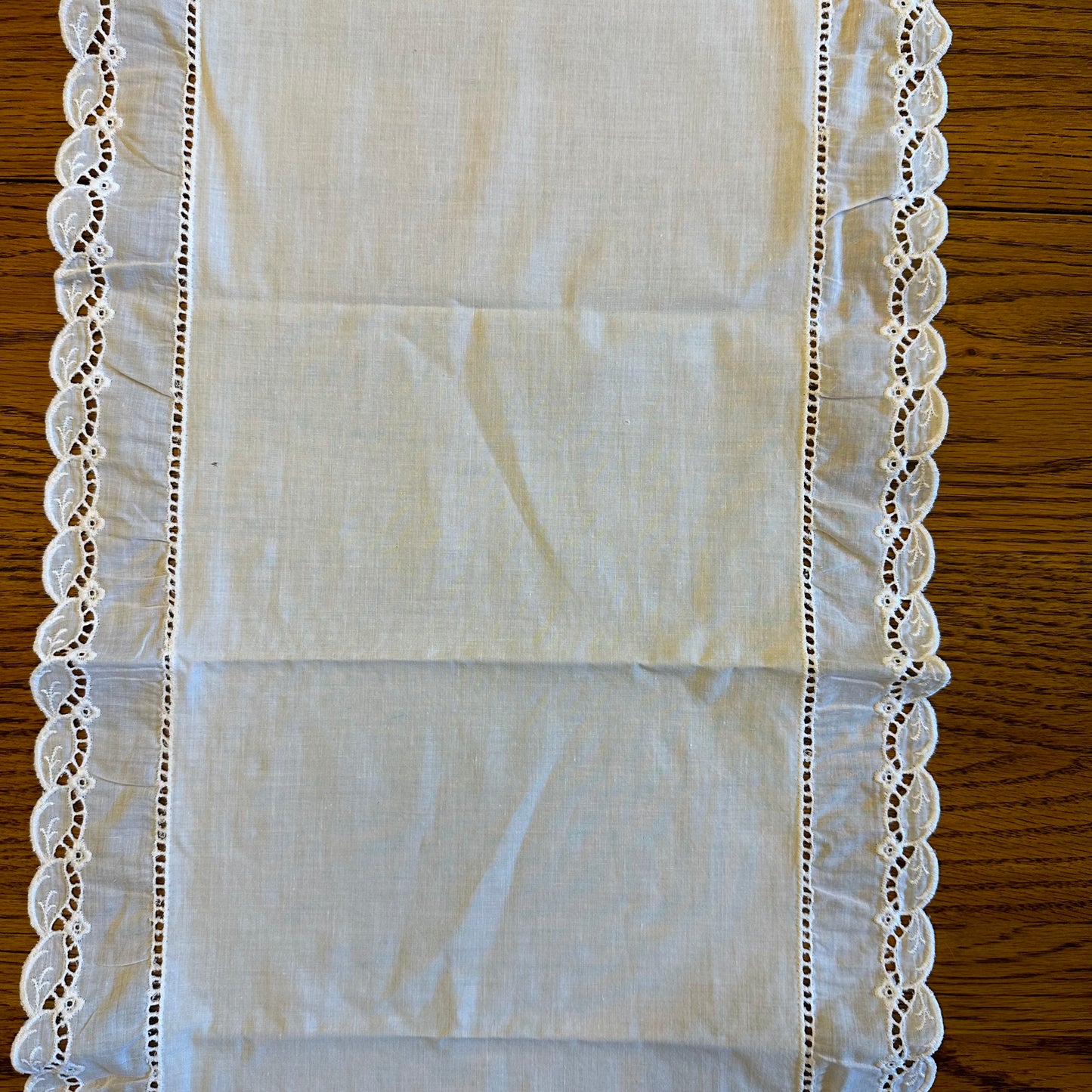 White Cotton Runner, Scalloped Edge