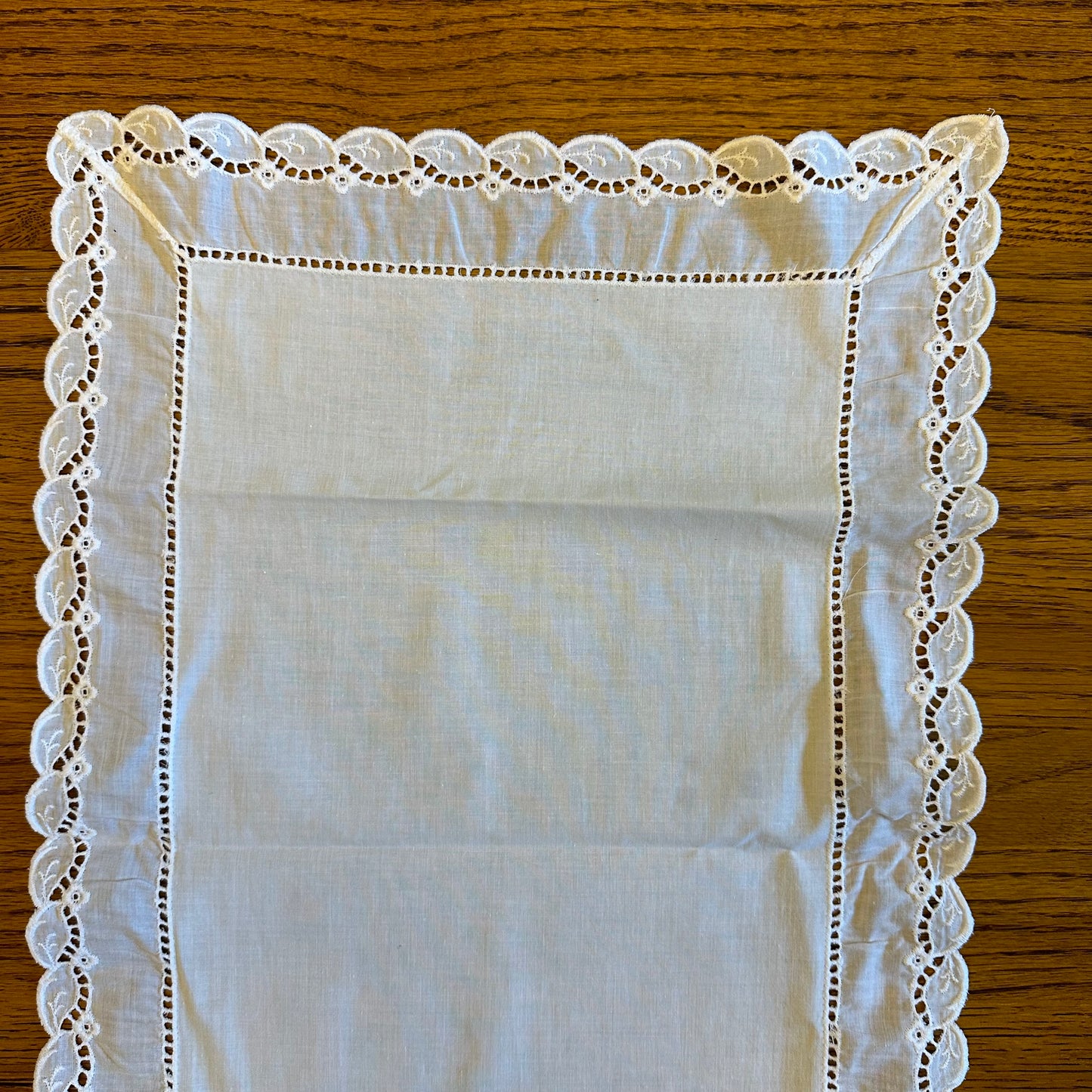 White Cotton Runner, Scalloped Edge