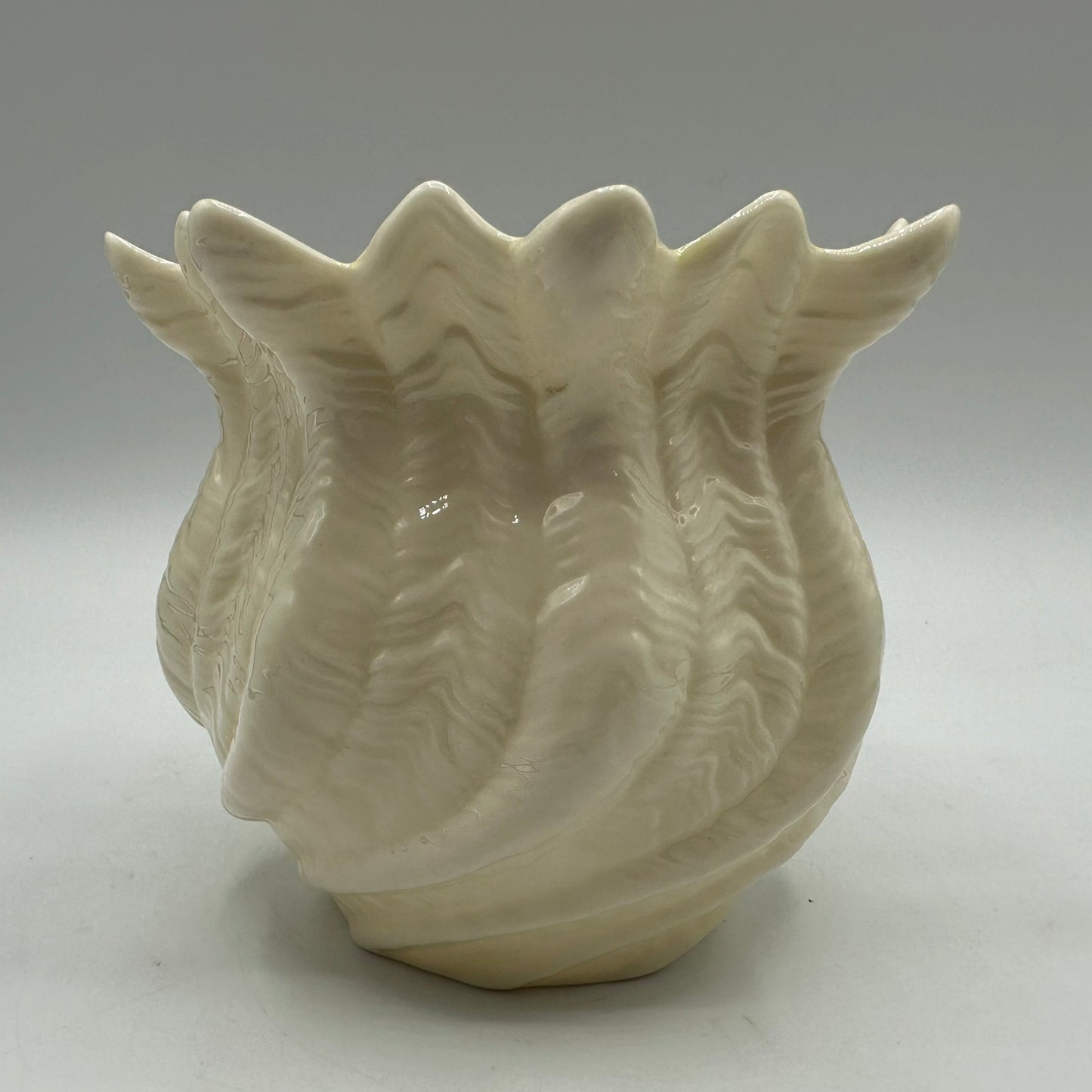 Belleek Neptune Twisted Shell Vase/Planter 6th Mark 1965-1980