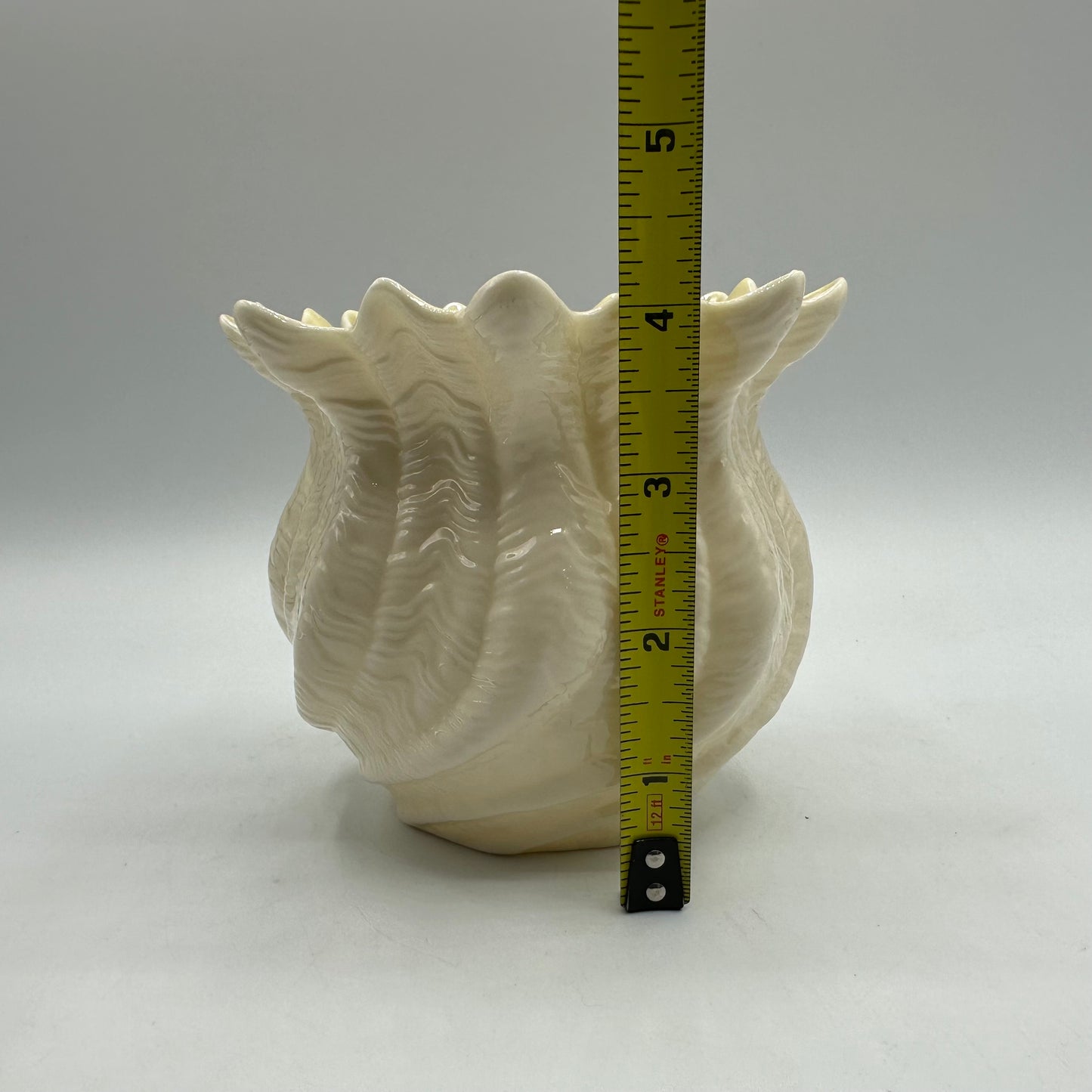 Belleek Neptune Twisted Shell Vase/Planter 6th Mark 1965-1980