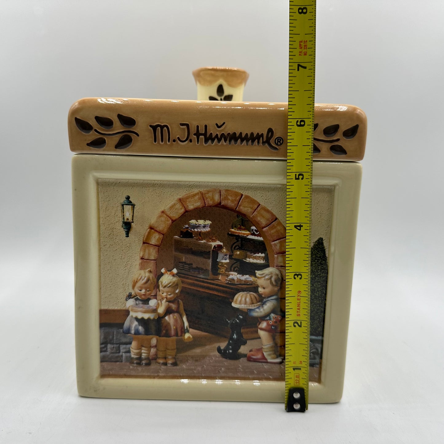 M.J. Hummel Square Cannister "Happy Birthday, Begging His Share"