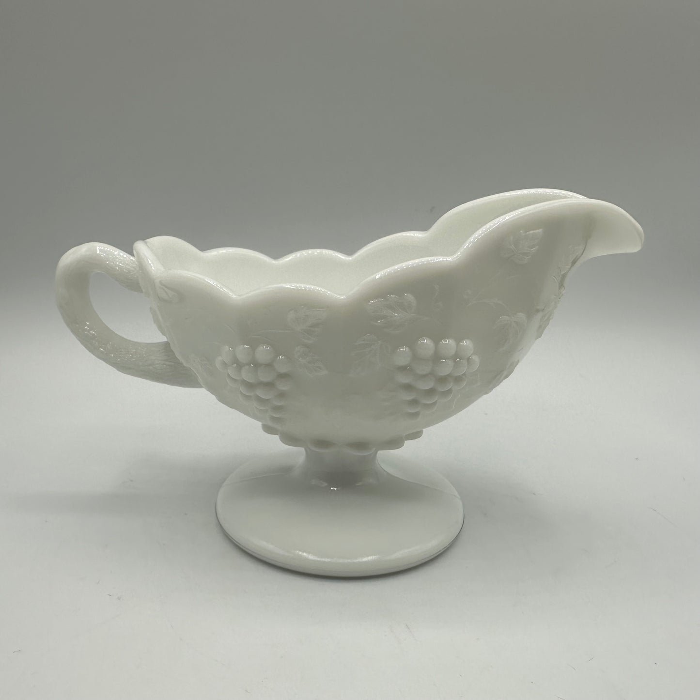 Westmoreland White Milk Panel Grape Gravy Boat