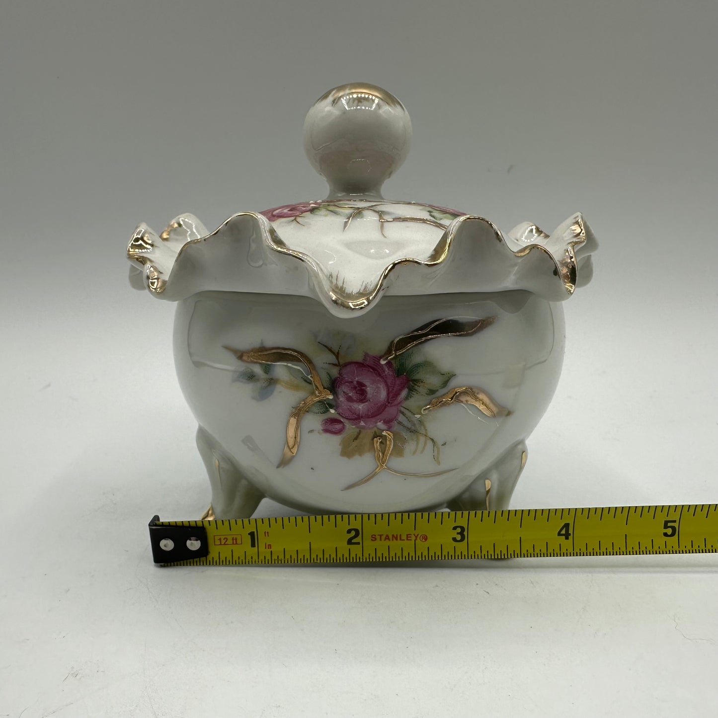 Powder Jar With Floral Design and Ruffled Lid, Footed