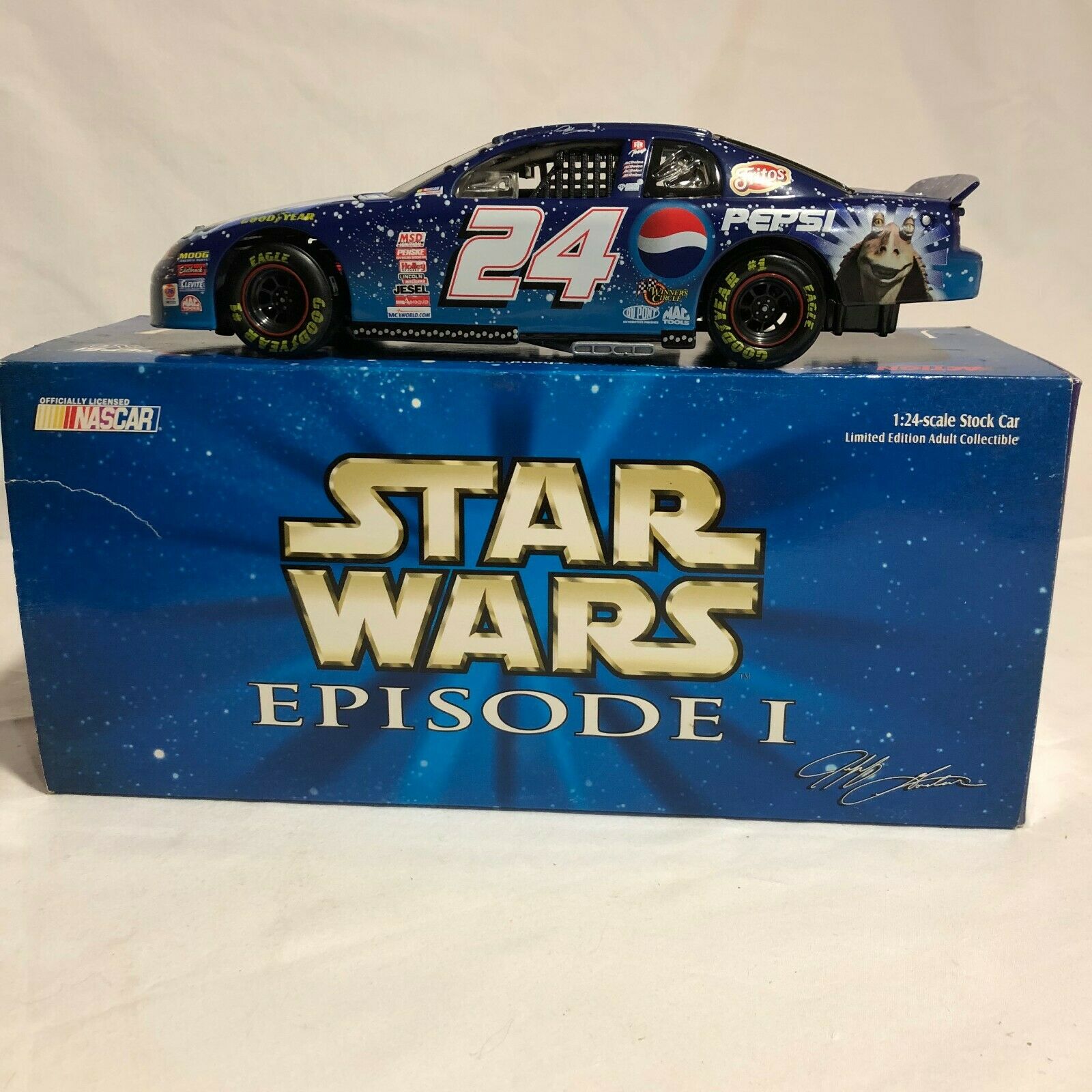 1:24 Jeff Gordon #24 Star Wars 1999 Monte Carlo Limited Edition Action NASCAR - Nostalgia 2 Now