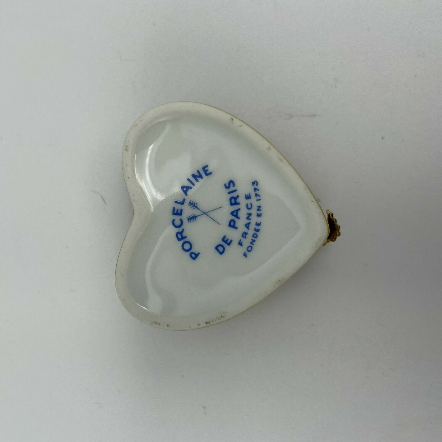 Heart Shaped Pill Box with Flowers Hinged Lid Porcelaine De Paris France - Nostalgia 2 Now