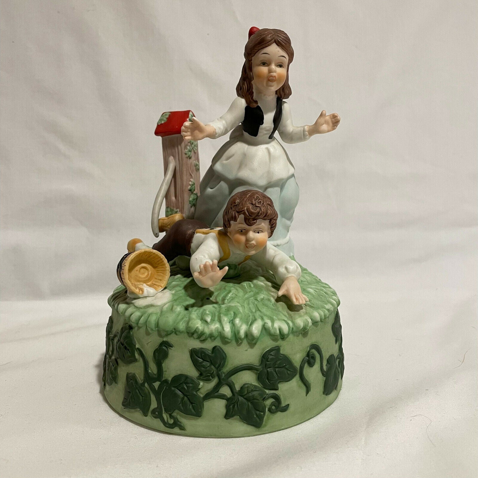 Brenda P. Thomas Once Upon A Time Rhyme Collection Jack & Jill Music Box - 1989 - Nostalgia 2 Now