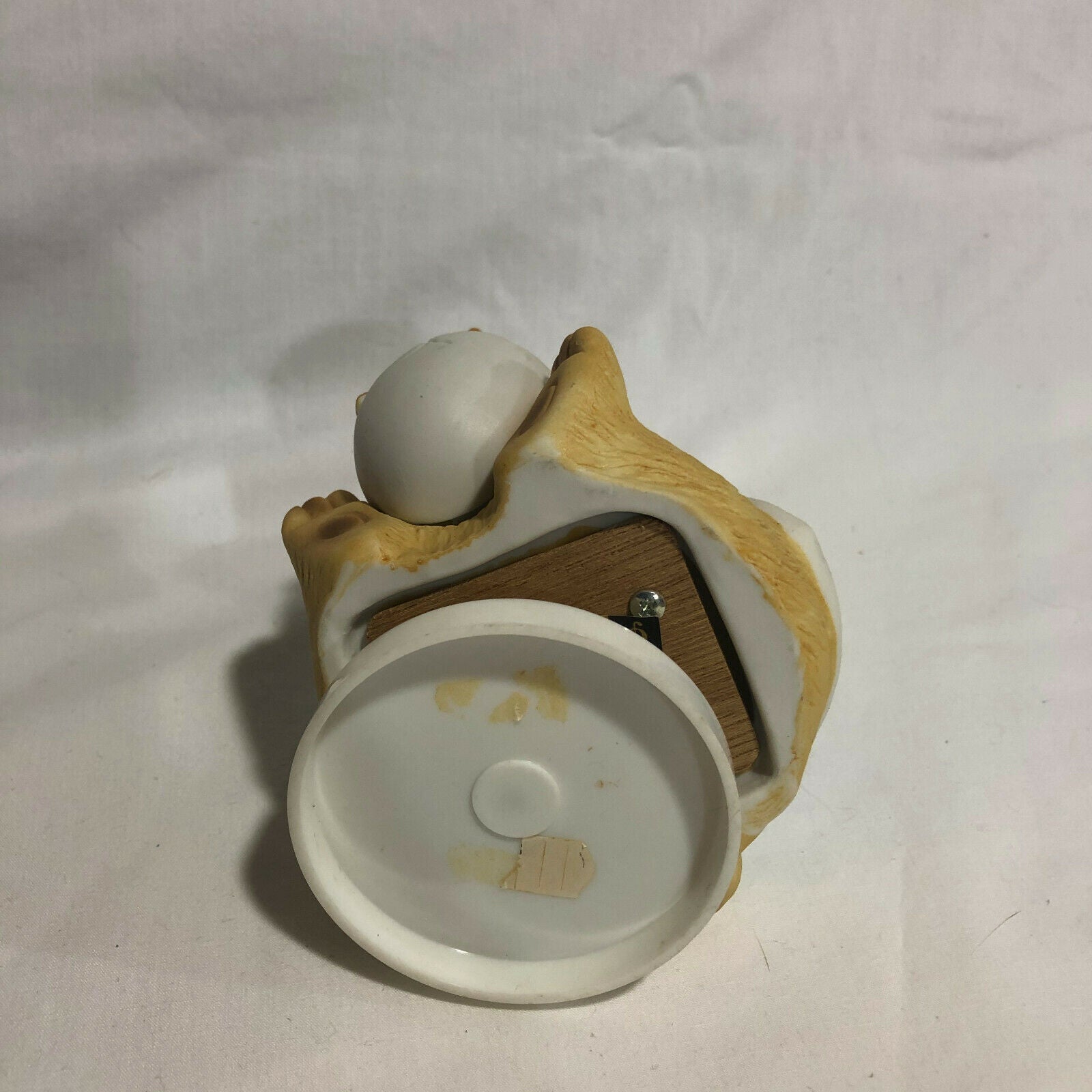 Vintage Global Art Easter Rotating Music Box Porcelain-Bunny & Hatching Chick - Nostalgia 2 Now