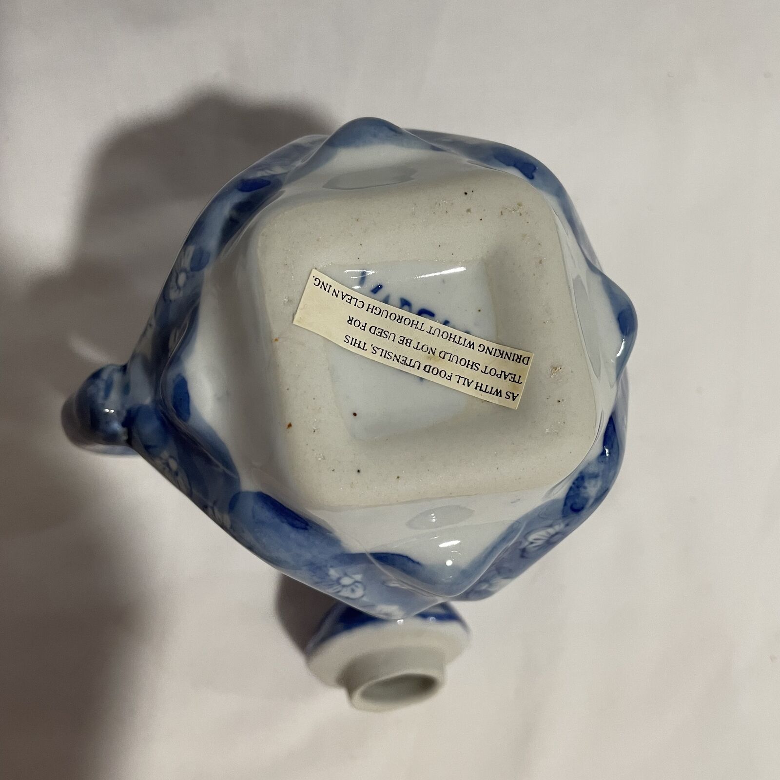 Small Vintage Floral Blue & White Lided Teapot - Nostalgia 2 Now