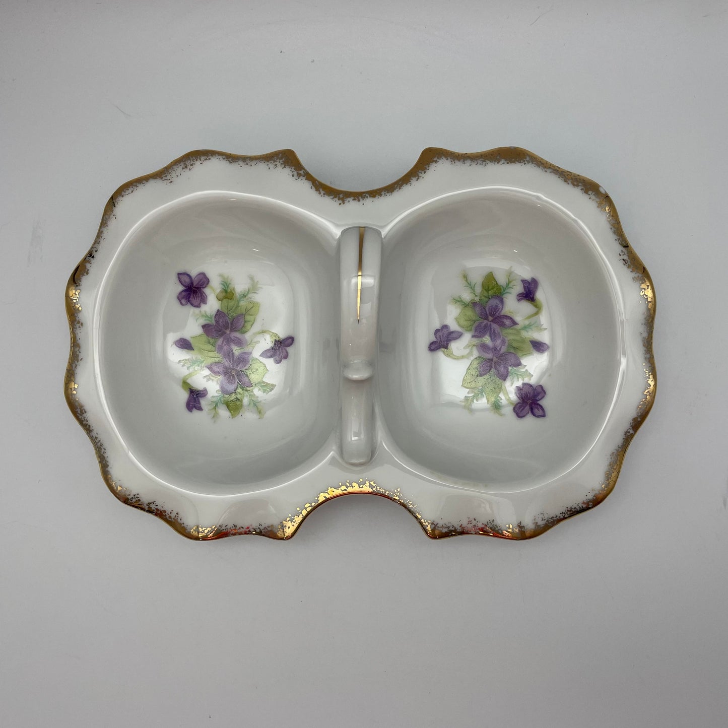 Vintage L & M Bondware Divided Tray Top Handle Violets