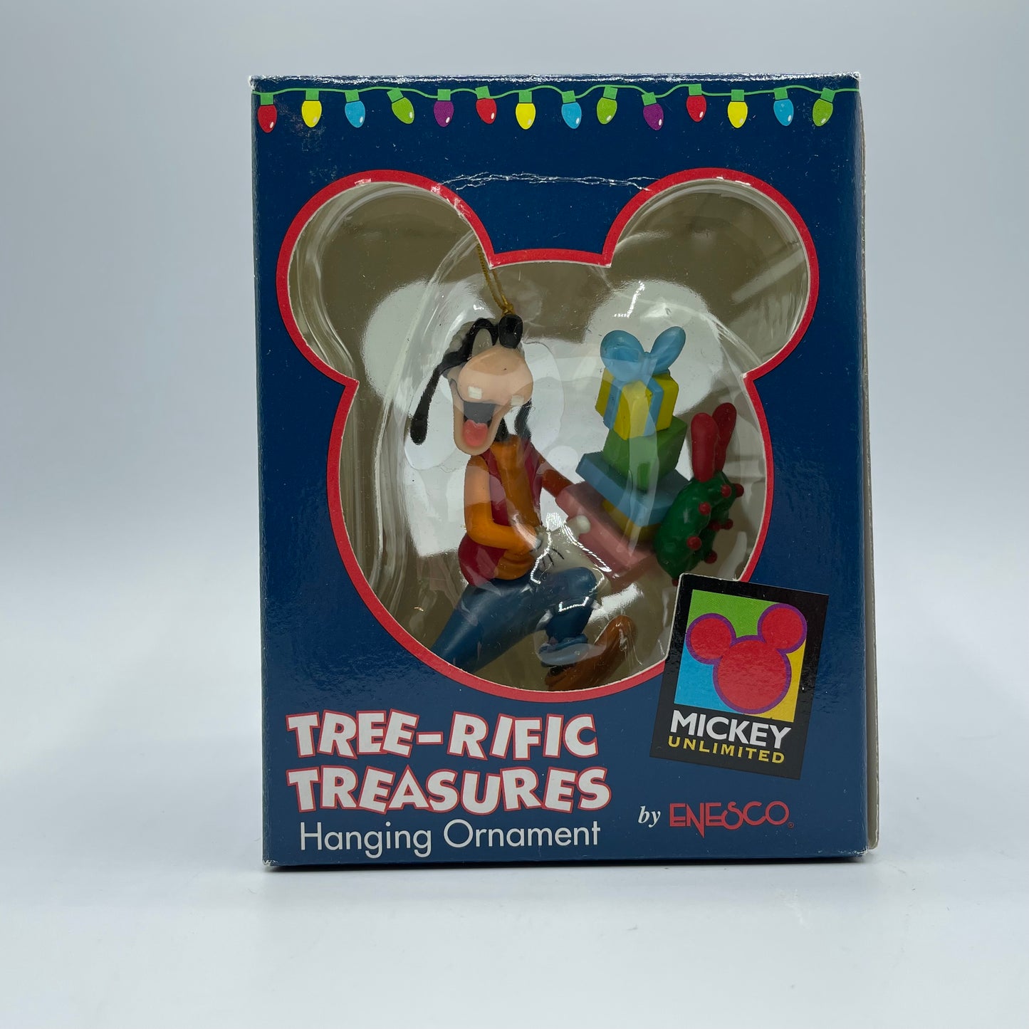 Disney Enesco Tree-rific Treasures Goofy and a Pile of Presents Christmas Ornament