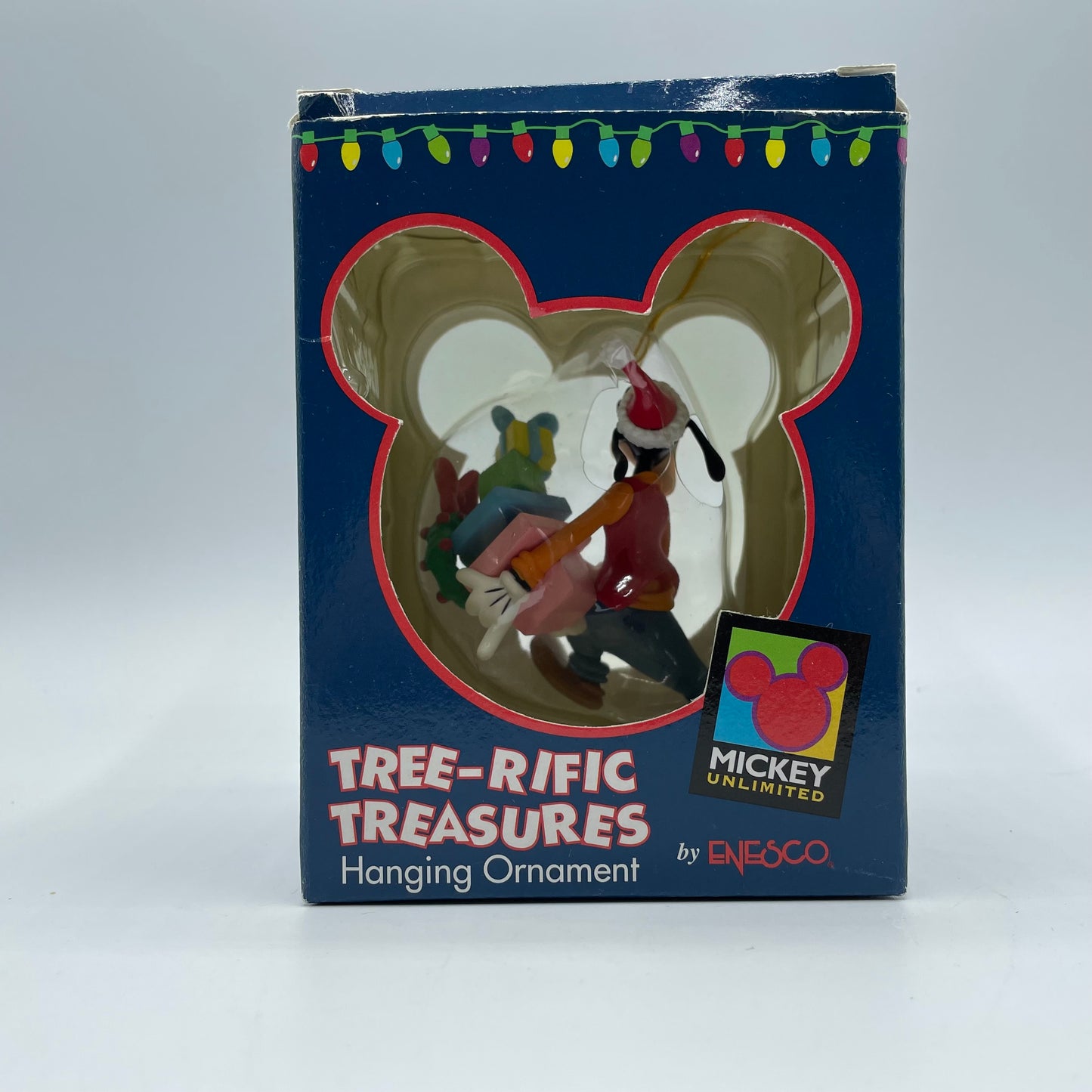 Disney Enesco Tree-rific Treasures Goofy and a Pile of Presents Christmas Ornament
