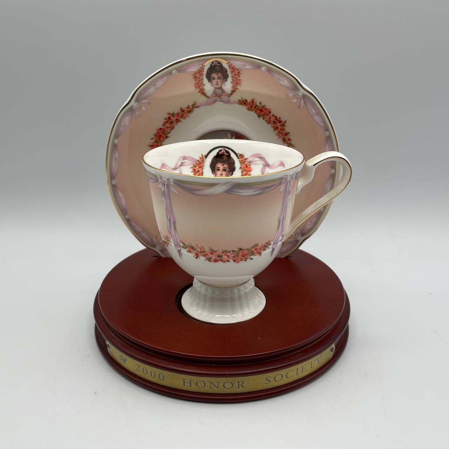 2000 Avon Honor Society Cup & Saucer with Stand