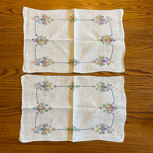 Vintage Embroidered Table Scarf, Set of 2 - Nostalgia 2 Now