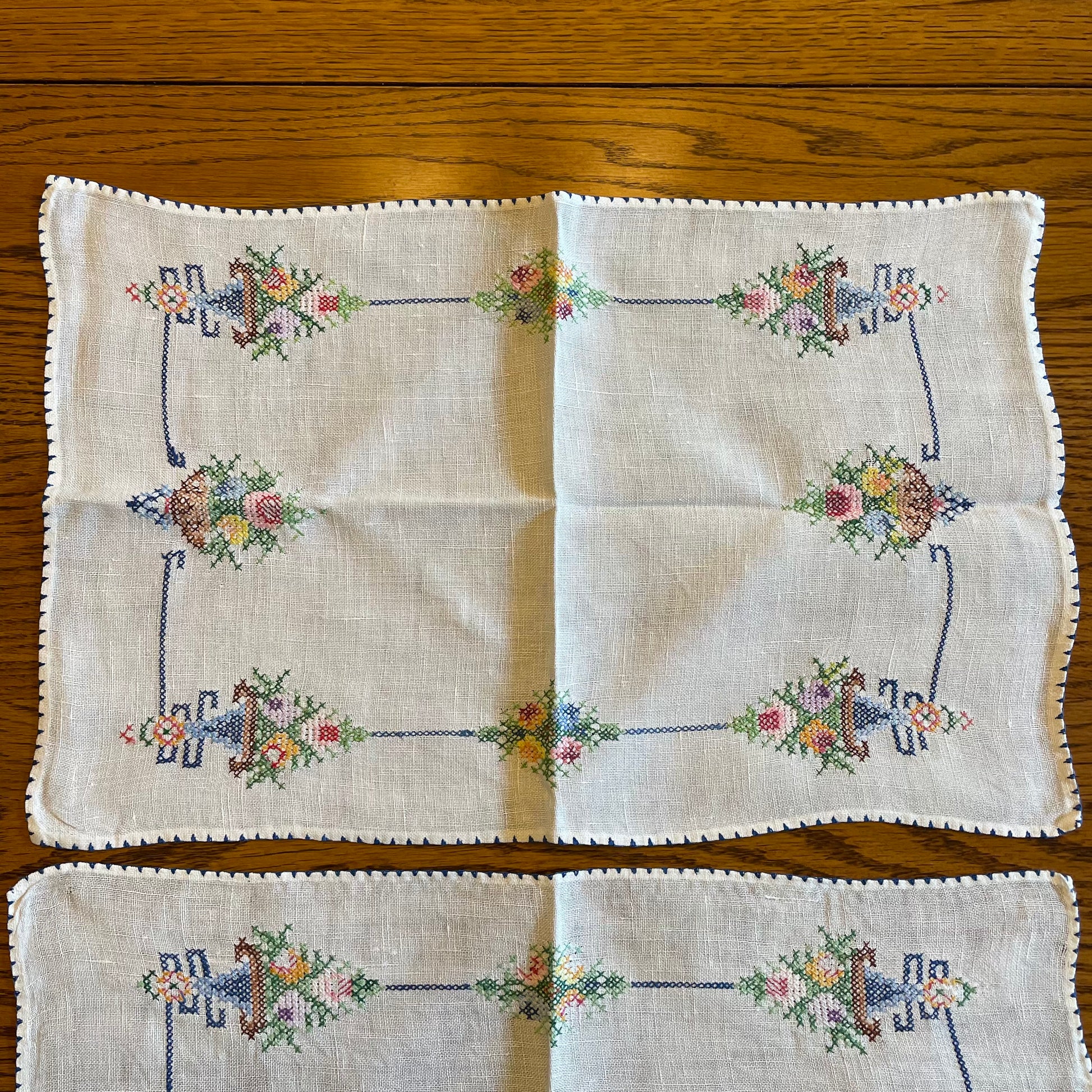 Vintage Embroidered Table Scarf, Set of 2 - Nostalgia 2 Now